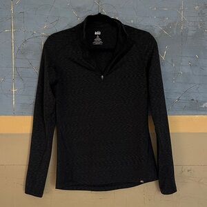 REI Charcoal Long Sleeve Top